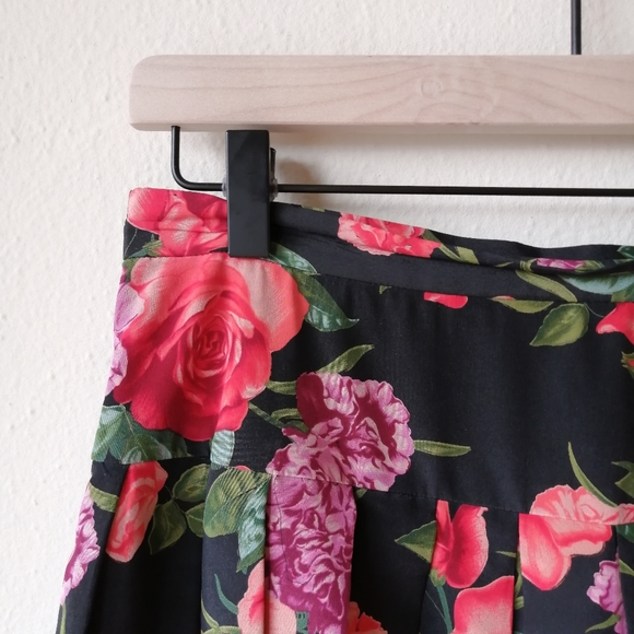 Vintage Albert Nipon Silk Floral Skirt - Picture 2 of 7